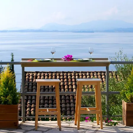 Hotel apartamentowy Captain's Apts Barbati