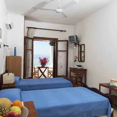 Апарт-отель Captain's Apts